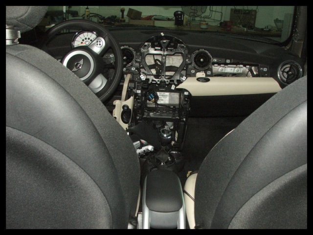 mini_cooper_r56_frontcable_002.jpg