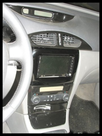 renault_laguna_radio_002.jpg