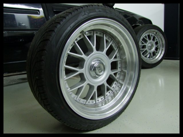 dz_wheels_10x17_001.jpg